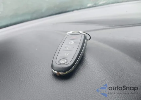 2014 Ford Focus Titanium из США, поврежденный, VIN 1FADP3N20EL362723